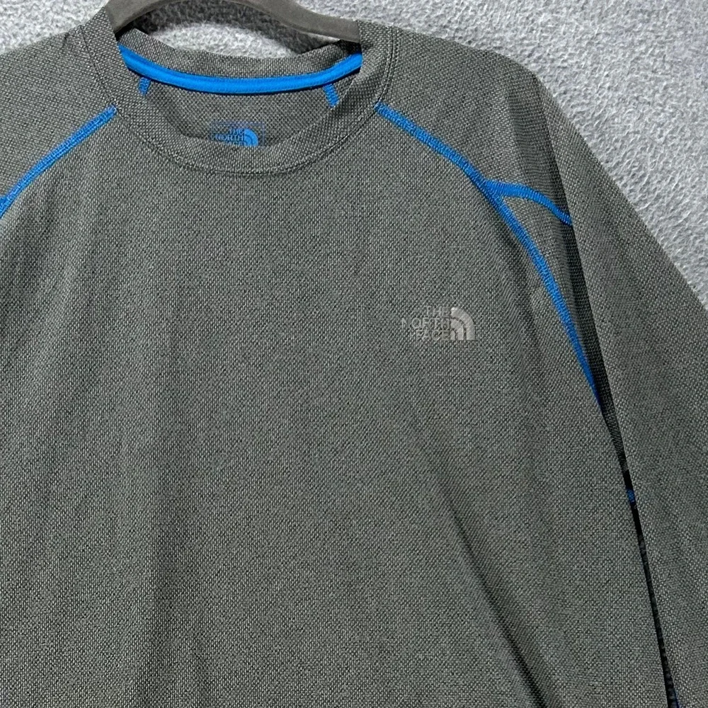 The North Face Shirt FlashDry Mens M Gray Polyester Hiking Athletic Trail